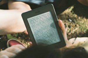 Read more about the article 5 Reasons Why I’m A Kindle Guy Now